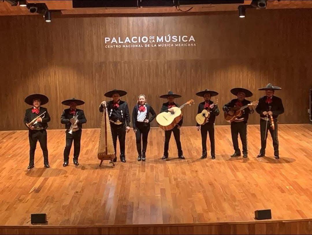 Mariachi Nuevo Amanecer